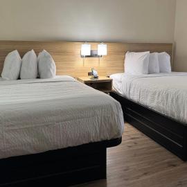 Days Inn by Wyndham McDonough, hotel i McDonough