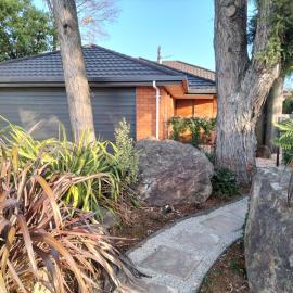Two Totara Townhouse 3 Bedroom, Hotel in Blenheim