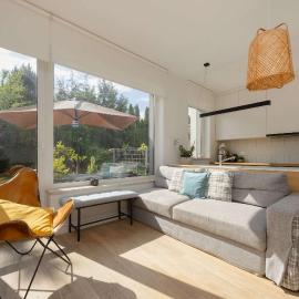 Warsaw Piaseczno House with Garden by Noclegi Renters โรงแรมในJózefosław