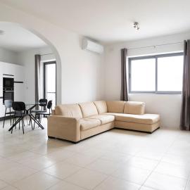 Large Swieqi apartment