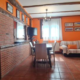 Casa Rural Al Agrego, hotel in Mélida