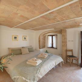 Cozy nest near Perugia، فندق في Villanova