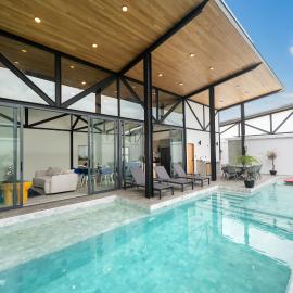 NEW! Sleek Design Oxygen Pool Villa 3 BR - Sunset Garden 14, hotel in Ban Saiyuan (1)