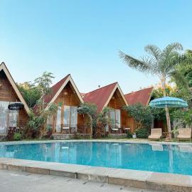 Bugel में, होटल Vinn Villa, Coffee & Resto