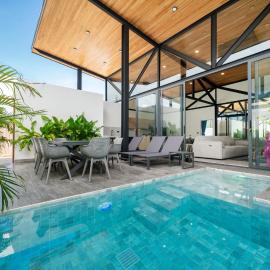 Sunset Garden 16 - Eco Design Villa with Private Pool near Nai Harn Beach, hotel in Rawai Beach