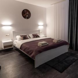 DREAM HOTEL Sambir: Sambir şehrinde bir otel