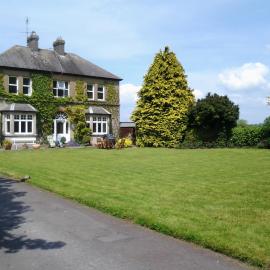 Garrane House, hotel din Croom