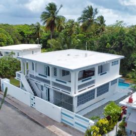 Casa Anastasia Beachside Villa with Pool, hotelli kohteessa Vieques