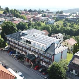 Hotel Thier, hotelli kohteessa Mönichkirchen