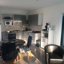 petite maison calme, hotel u gradu Hourtin
