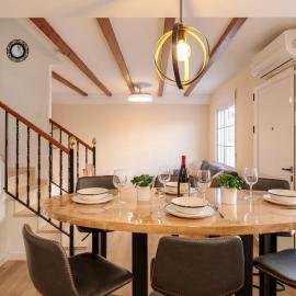 Maikran Seasonal Modern Townhouse Pool & BBQ