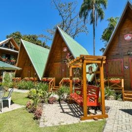 Chalé Suiço Bombinhas, Hotel in Bombinhas