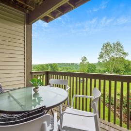 Troon Golf Bungalow - Branson - Golf Course View & On-site Amenities، فندق في برانسون