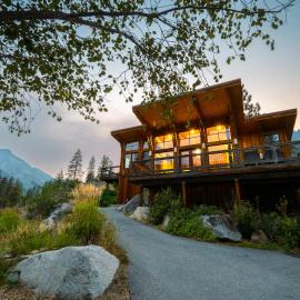 Sleeping Lady Mountain Resort & Spa, hotel in Leavenworth