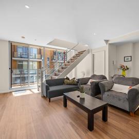 Spacious Apartment with Gym & Pool Access