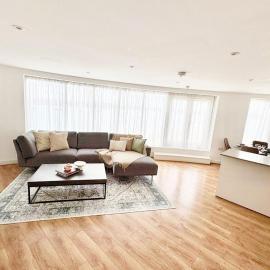 Luxury 2-Bed 2-Bath Penthouse with Terrace