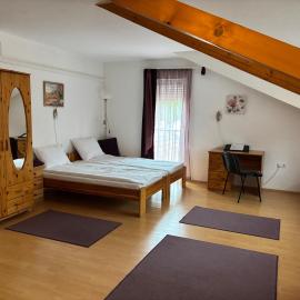 Hungaria Apartments, khách sạn ở Pécs