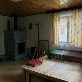 Cozy cottage in the heart of Čičmany, hotel di Cicmany