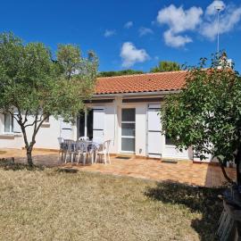 Maison de la Frandière-98m2-6 pers-3 ch-2 sdb-2 WC-Wi-fi-500 mètres de la plage