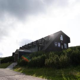Výrovka, hotel in Pec pod Snezkou