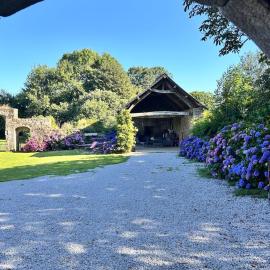 L'annexe - gîte 6 personnes a 25 minutes de Vannes, hotelli kohteessa Plumelec