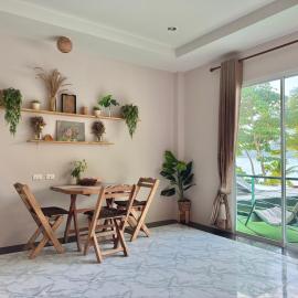 Sea Dreamer Beachfront Apartments, hotel en Phuket
