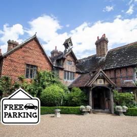 Langshott Manor - Luxury Hotel Gatwick, hotel di Horley