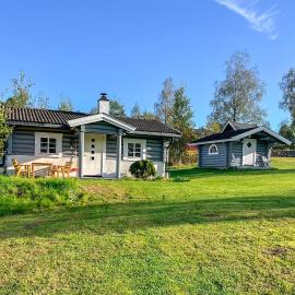Nice Home In Årjäng With House A Panoramic View, hotel i Årjäng