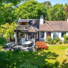 Acorn Lodge · Luxury Retreat In a Stunning Oasis With Hot Tub - Pass the Keys, hotel in Market Drayton