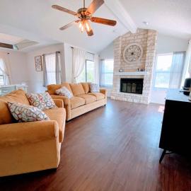 Serenity Retreat, Escape the City, Nature, Lake, Hotel in Lago Vista