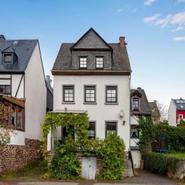 Charmantes Ferienhaus nahe Moselufer, hotel a Nehren