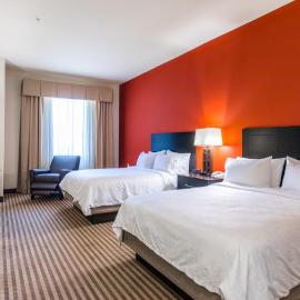 Holiday Inn Express & Suites Oklahoma City NW - Quail Springs by IHG, hotel v destinaci The Village