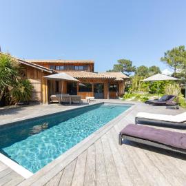 Villa Palombes au Cap Ferret charming villa with swimming pool, hotel u gradu 'Cap Ferret'