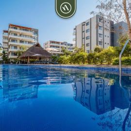 2BR Condo with Private Terrace - Near to the Beach