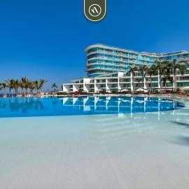 2BR with Private Balcony - Oceanfront Building