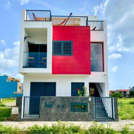 Casa Uta، فندق في تارافال