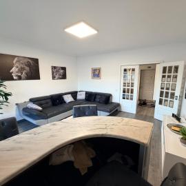 Spacieux appartement 3 chambres à 200 m de la plage, хотел в Овар