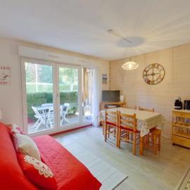 Appartement calme au centre avec terrasse - 4 personnes - FR-1-834-15