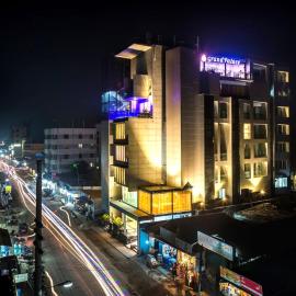 Grand Palace Hotel & Resorts Rangpur, khách sạn ở Rangpur