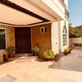 Crest View Guest House Islamabad, hotel in Islamabad