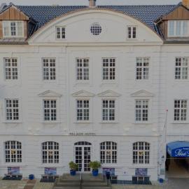 Palads Hotel, hotel Viborgban