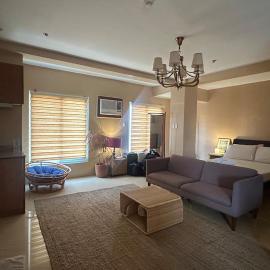 Centrally Located Spacious Studio Near the Beach