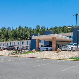 Elevate Hotel at Sierra Blanca Ruidoso, hotell i Ruidoso