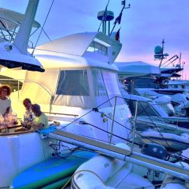 ANIMA MARIS Yacht โรงแรมในอูมัค
