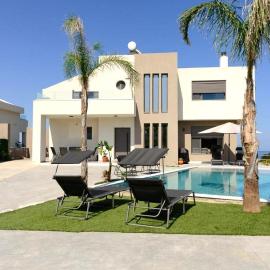 Aetheria Luxury Villa, hotell sihtkohas Kalithies