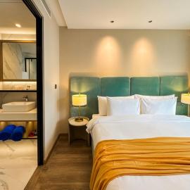 New Modern 1Bdr Laya 500 m to the Beach, hotel u gradu Layan Beach