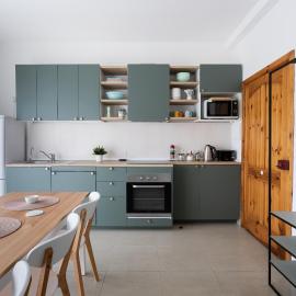 Cosy 3BR Duplex Penthouse with Terrace & Views by Isola360