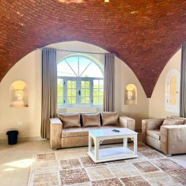 Royal Home Dome Style - Top Floor Apartment