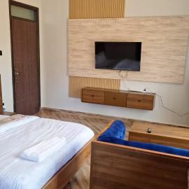 CALM STAYs, hotel in Kampala