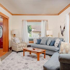 3 Bedroom Family Home - University of Oshkosh
